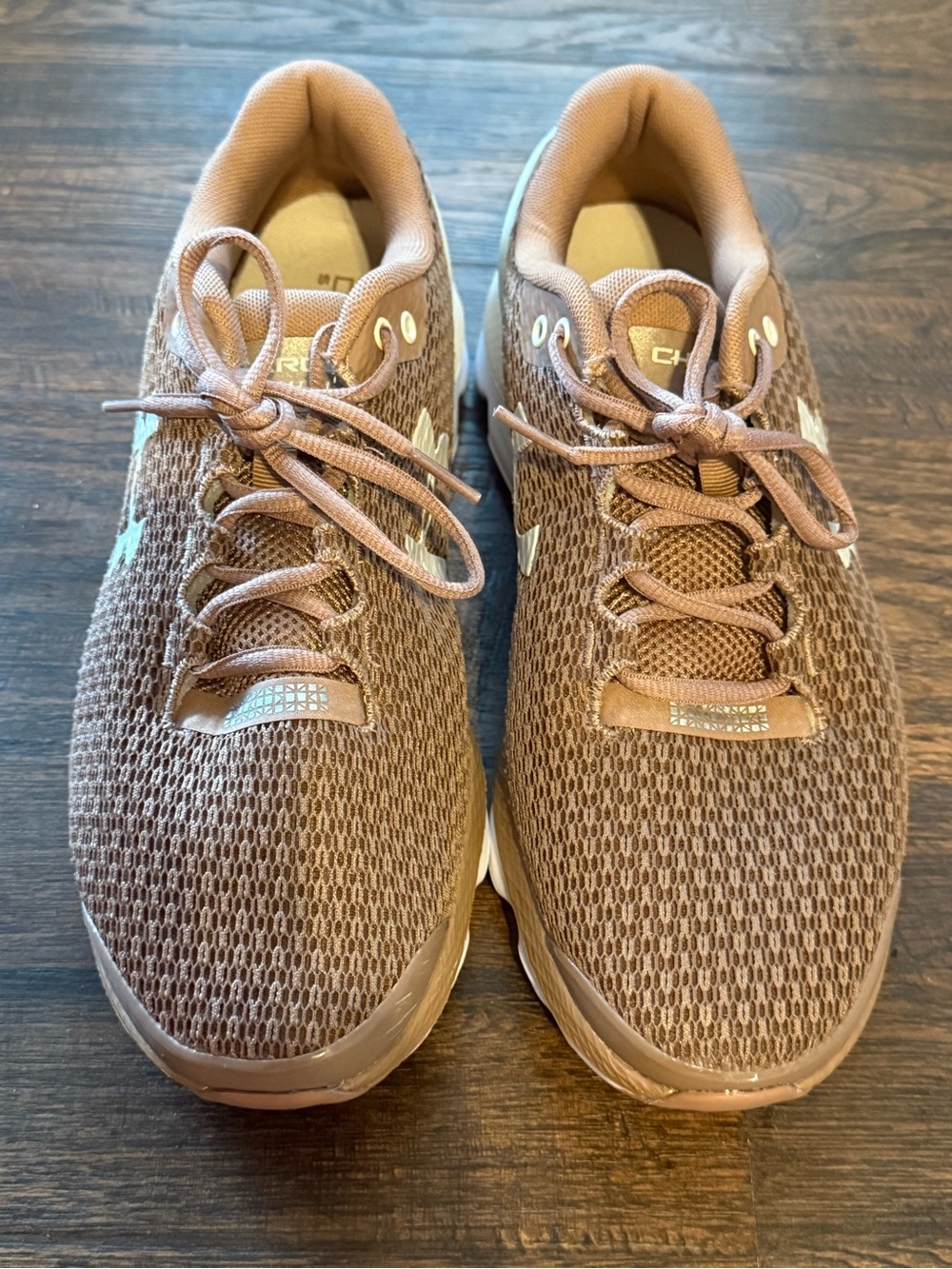 Under Armour Charged Gemini Taupe Running Shoes Women’s Mesh Trainer  Size 10